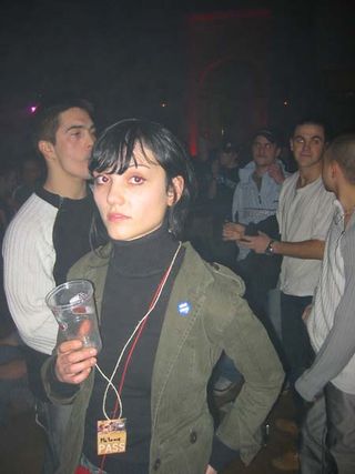 Pixels 03, 26 et 27 décembre 2003 — photo 18 (Armelle — 26 décembre)