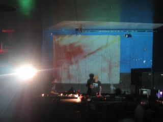 Pixels 04, 10 et 11 décembre 2004, puis 7 janvier 2005 — photo 24 (André — samedi 11 décembre)
