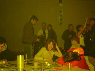 Pixels 06, 2, 22 et 28 décembre 2006 — photo 30 (Armelle — 22 décembre, Salle de la Bourse)