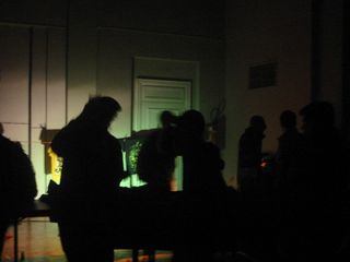 Pixels 06, 2, 22 et 28 décembre 2006 — photo 31 (Armelle — 22 décembre, Salle de la Bourse)